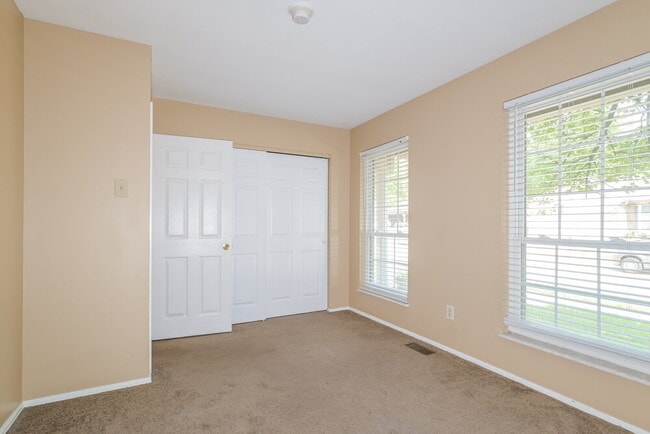 Building Photo - 3825 Arbre Ln