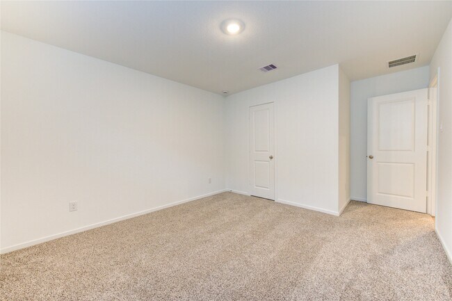 Building Photo - 40650 Balsam Run Ln