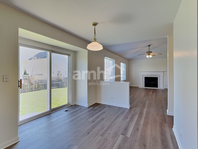 Building Photo - 34233 N Wineberry Ln