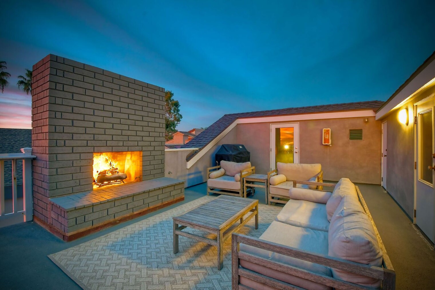 Building Photo - 3636 Carlsbad Blvd