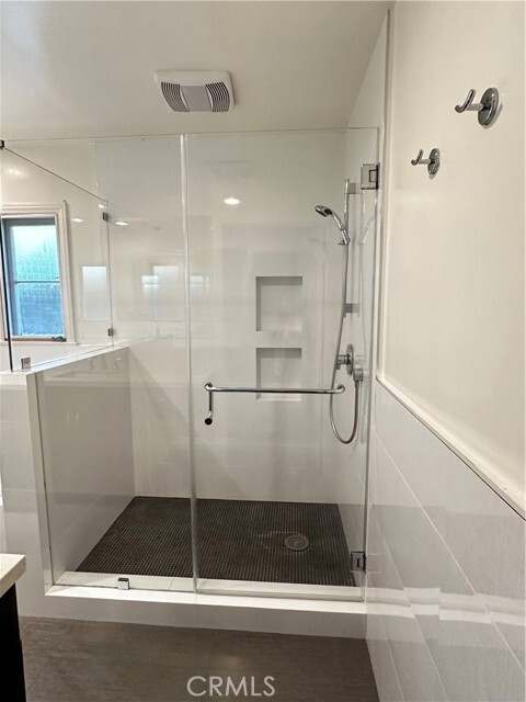 Building Photo - 2900 Shakespeare Dr