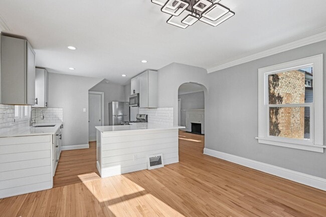 Building Photo - 5315 73rd St