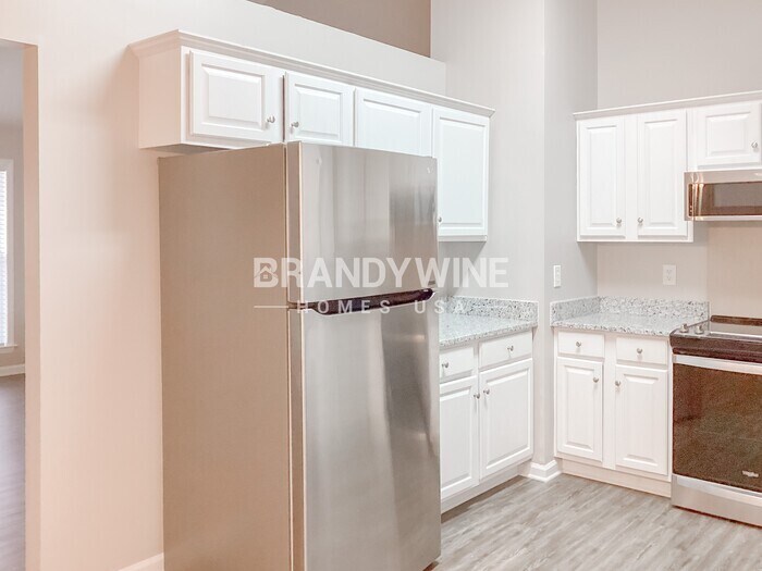 Building Photo - 2218 Pleasant Dale Dr