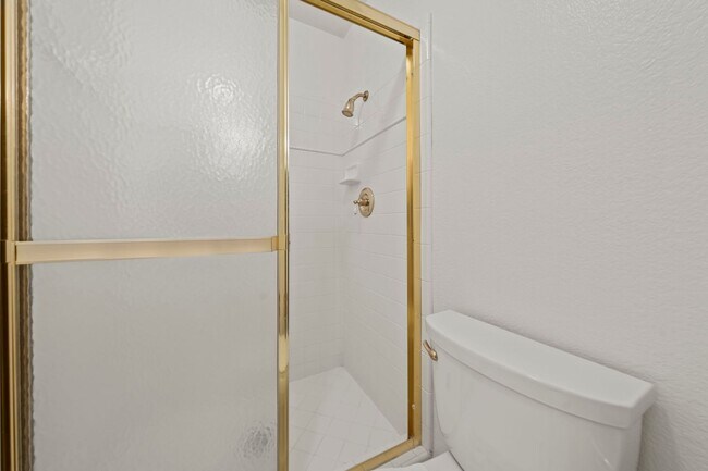 Building Photo - Single-Story El Dorado Hills Home with Vau...