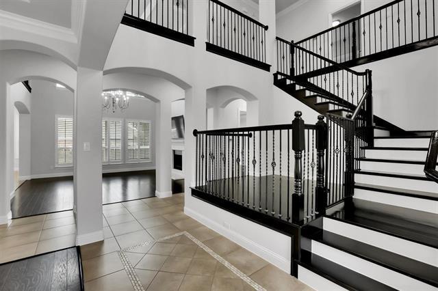 Building Photo - 410 Aylesbury Ct