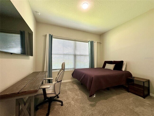 Building Photo - 342 Windward Way