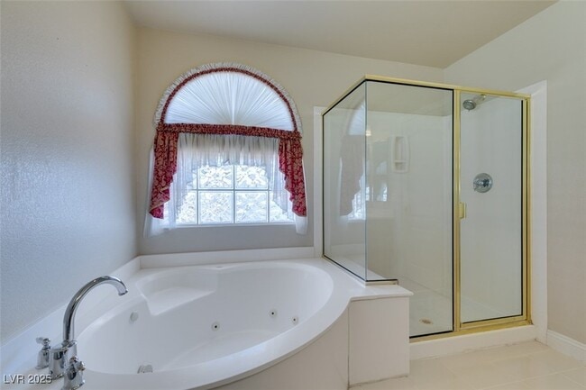 Building Photo - 6673 Octave Ave