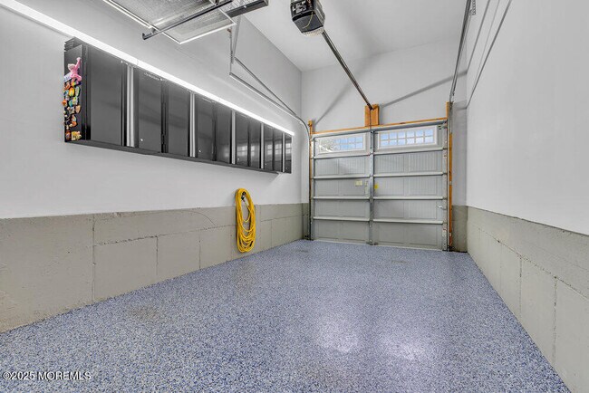 Building Photo - 47 McCormick Ave N