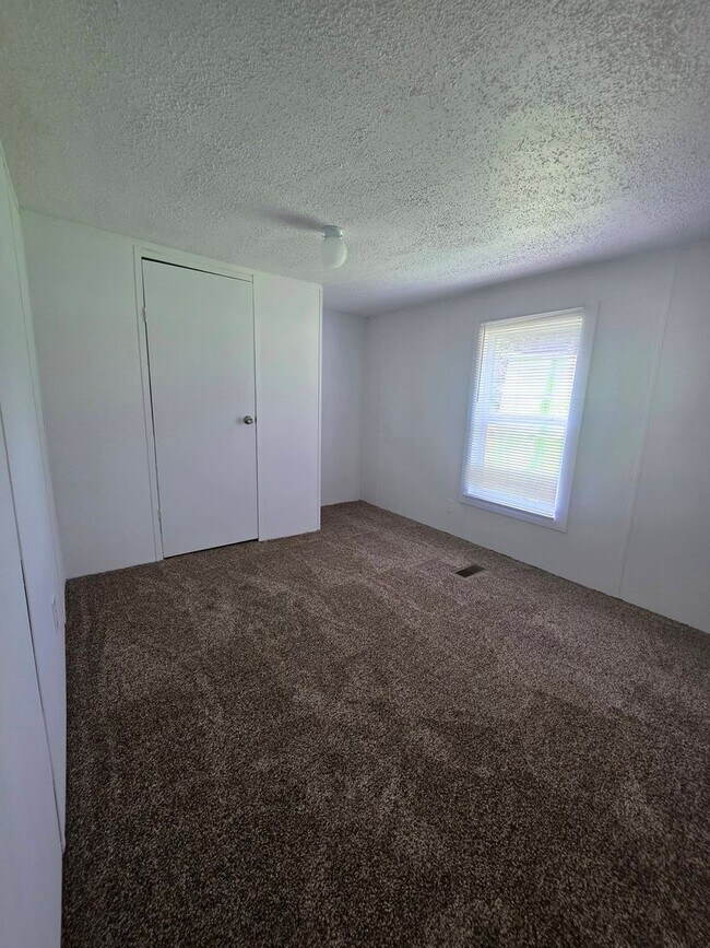 Building Photo - 3135 Calloway Dr