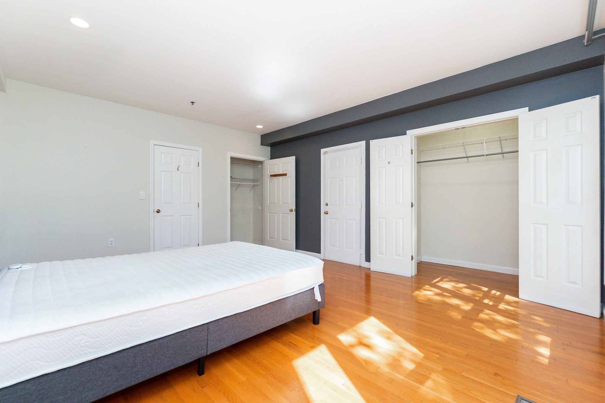Front Bedroom - 189 Richdale Ave