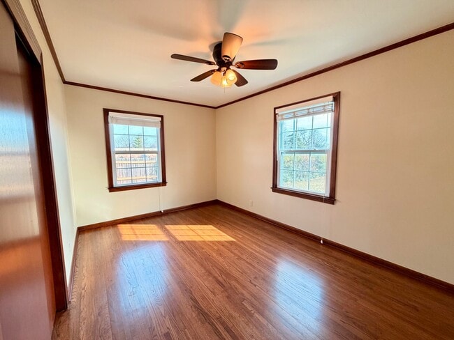 Building Photo - 4828 E 25th Pl