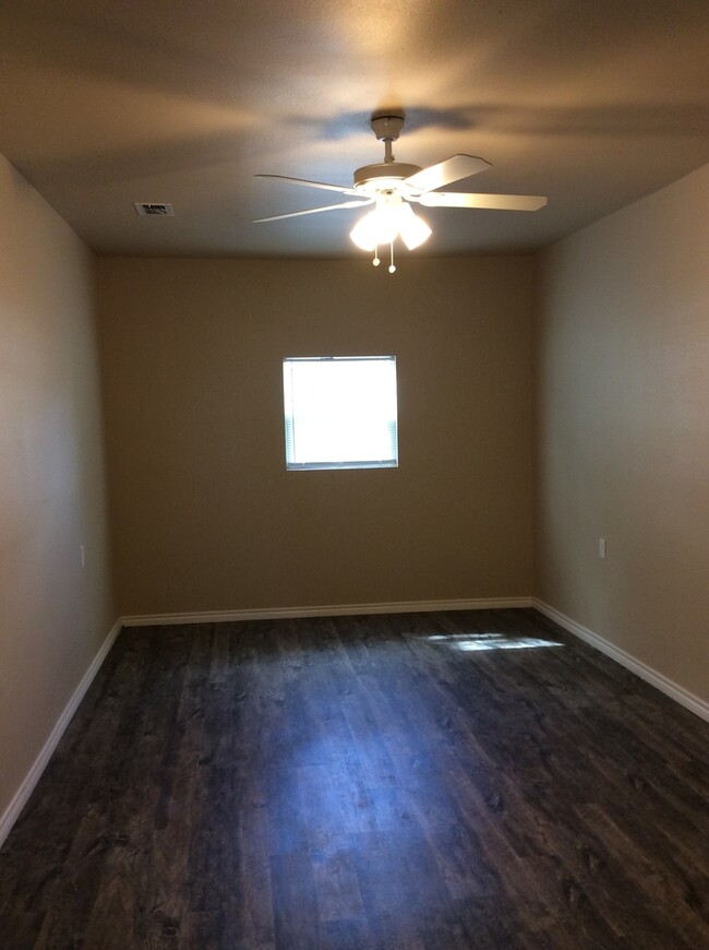 Building Photo - Available September 1st! Completely Update...