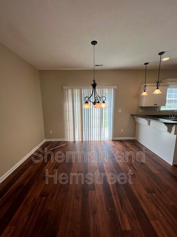 Building Photo - 5013 Sunderlund Ct