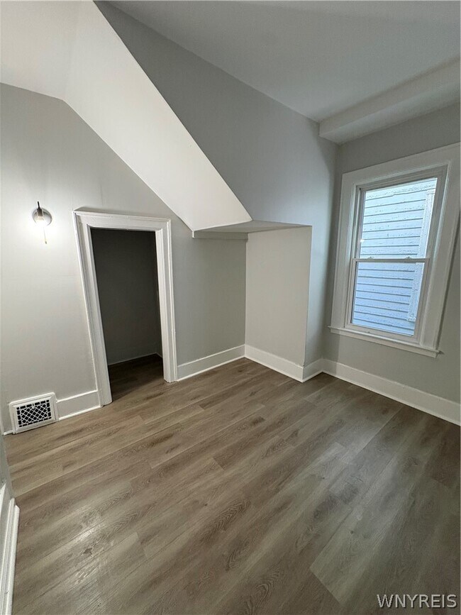Building Photo - 155 Lafayette Ave