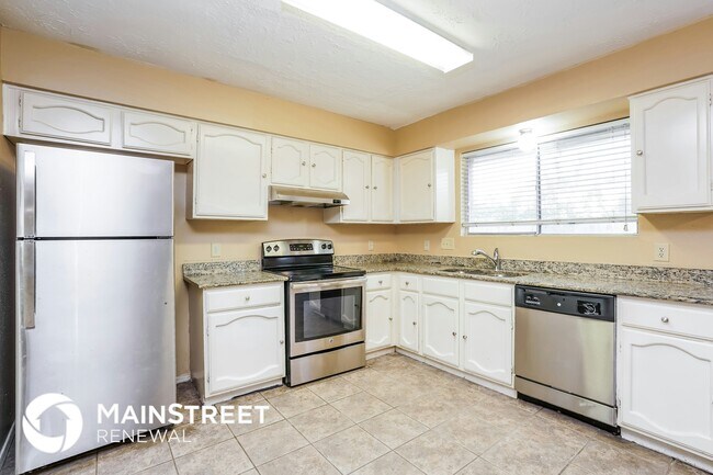 Building Photo - 4302 Stonehenge Trail