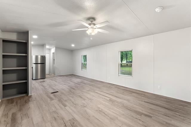 Building Photo - 367 Box Rd