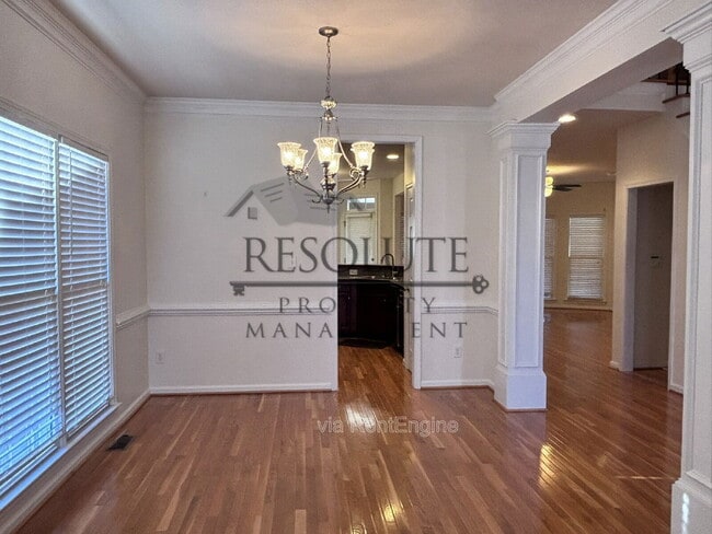 Building Photo - 5818 Myakka Ct