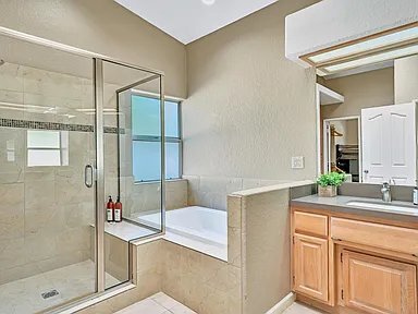 Building Photo - 50945 Calle Paloma