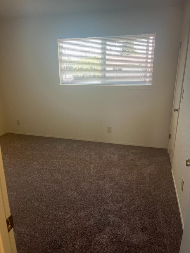 Building Photo - 42 Washington St