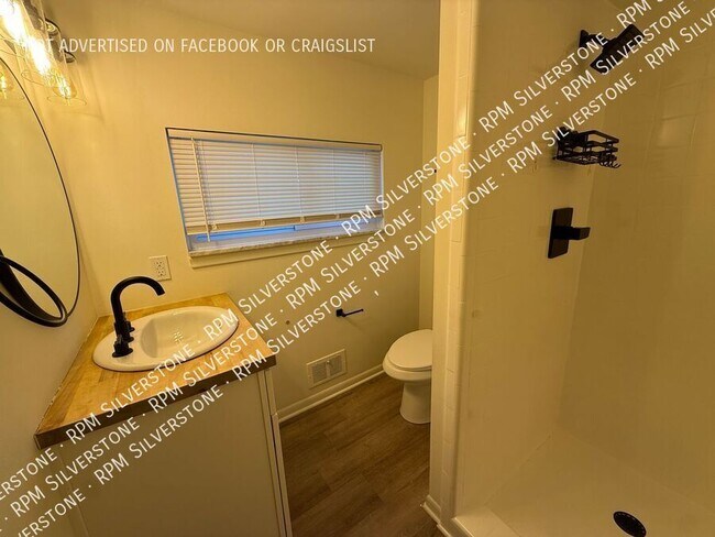 Building Photo - 5681 Skylite Ln