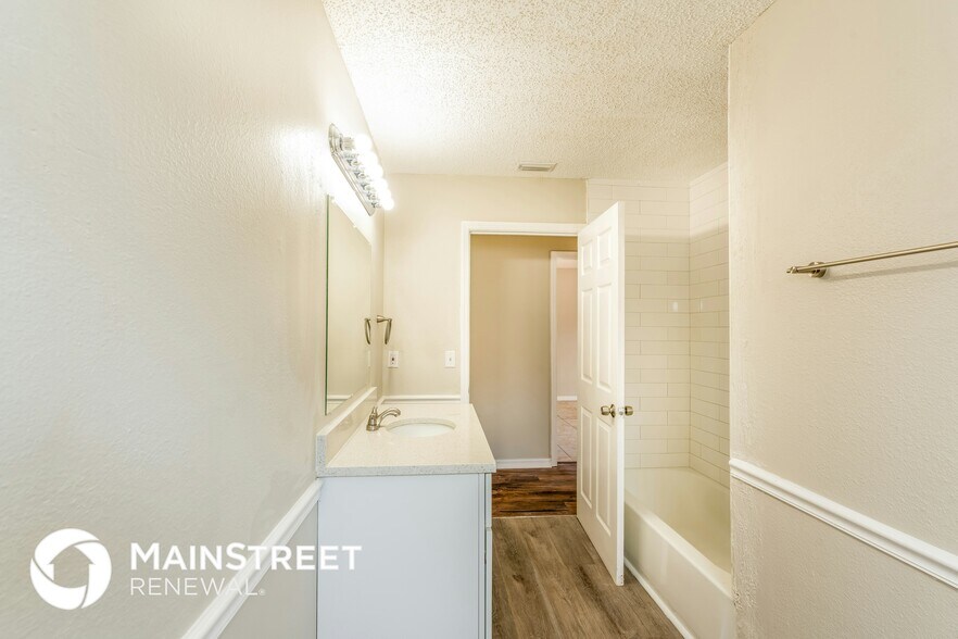 Building Photo - 2364 20th St