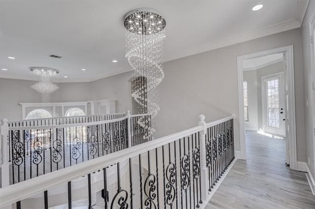 Building Photo - 1004 Drake Dr