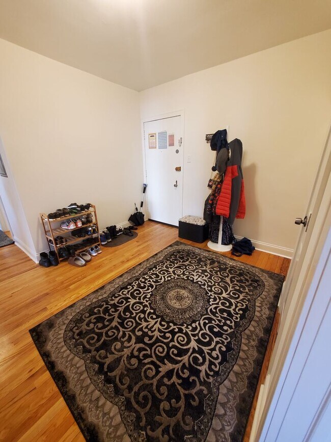 Building Photo - North Park Renovated Three Bedroom / Two Bathroom