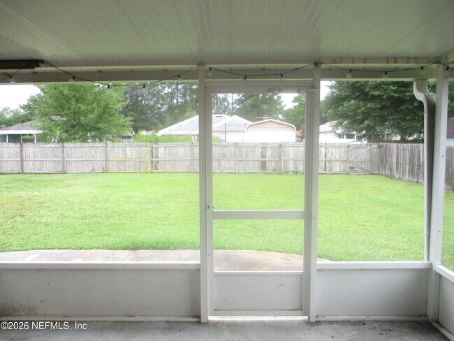 Building Photo - 738 N 5th St