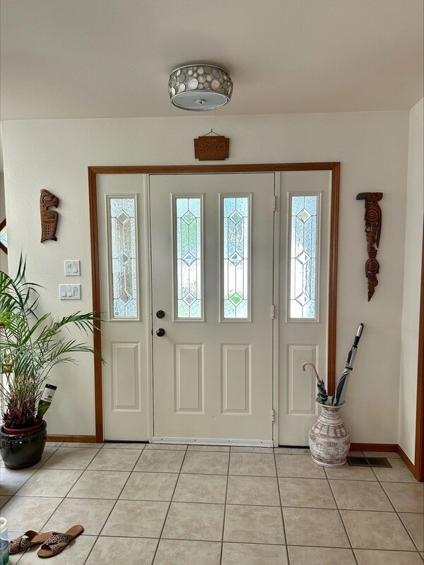 Building Photo - 4739 S Golf Course Dr