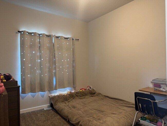 Building Photo - Spacious 4-Bedroom Ranch with Finished Basement & 3-Car Garage