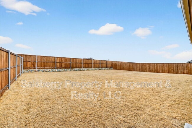 Building Photo - 125 Gallegos Dr