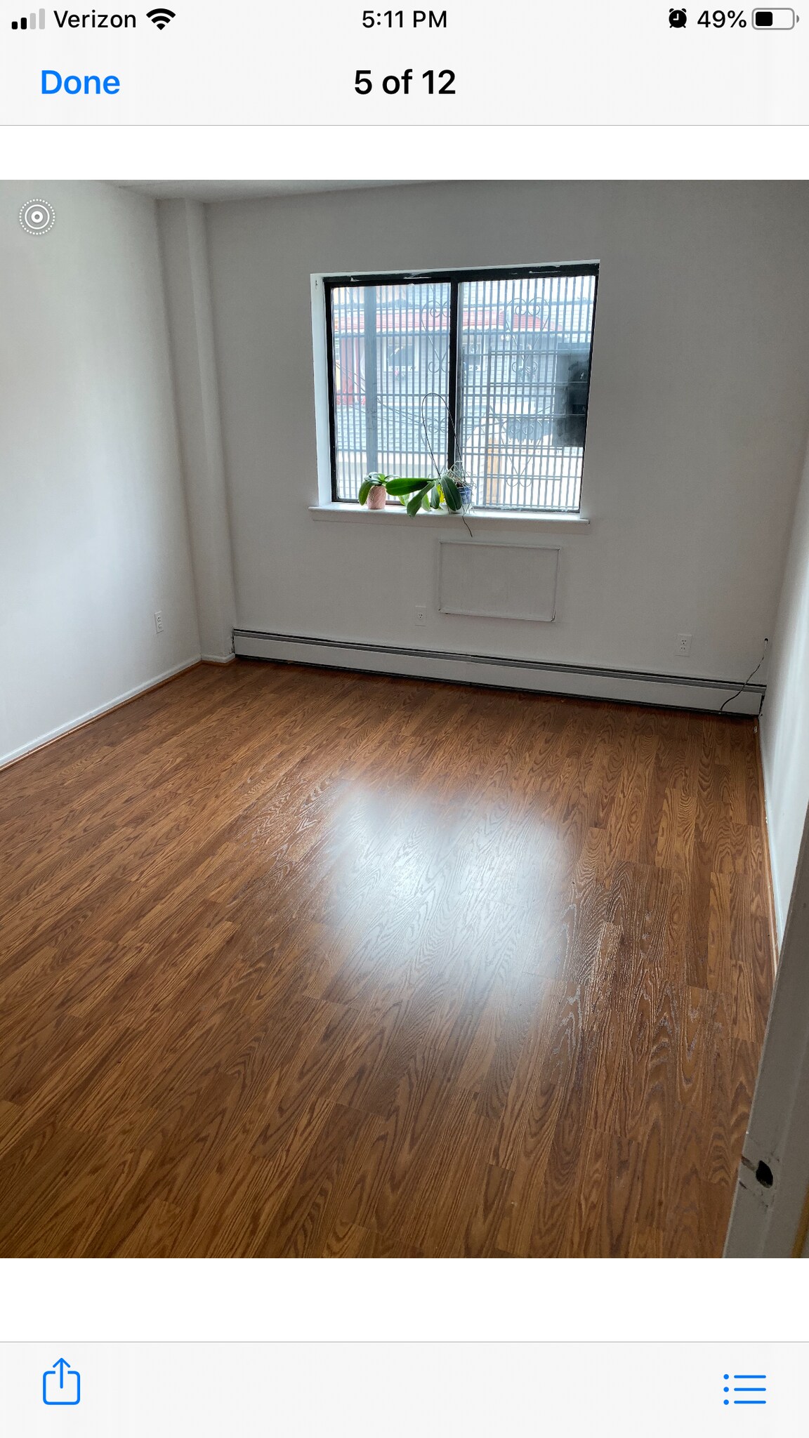 Main bedroom - 743 Thieriot Ave