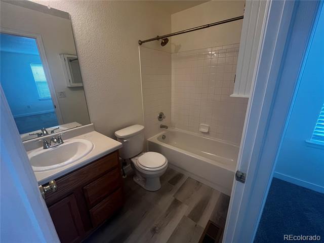 Building Photo - 9238 Adams St