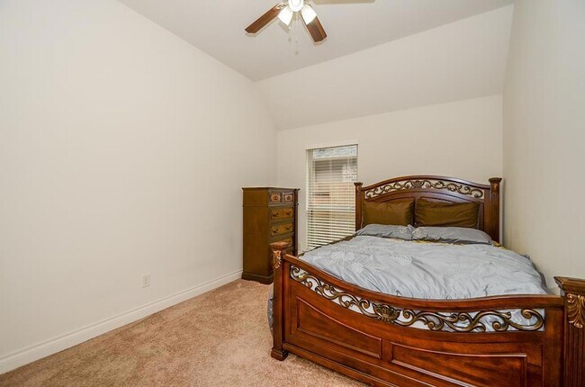 Building Photo - 4307 Fenetre Forest St