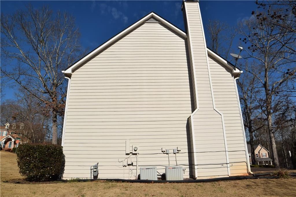 Building Photo - 2609 Falcon Nest Ct