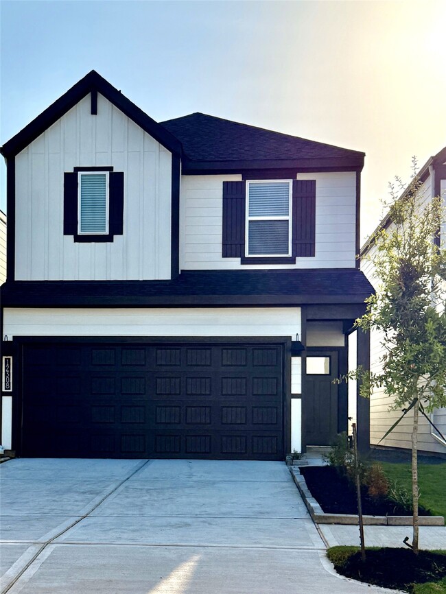 Building Photo - 12308 Greenwood Gate Dr