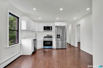 Building Photo - 54 Overlook Ave