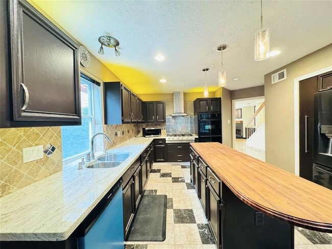 Building Photo - 3115 Ashford Bend Dr