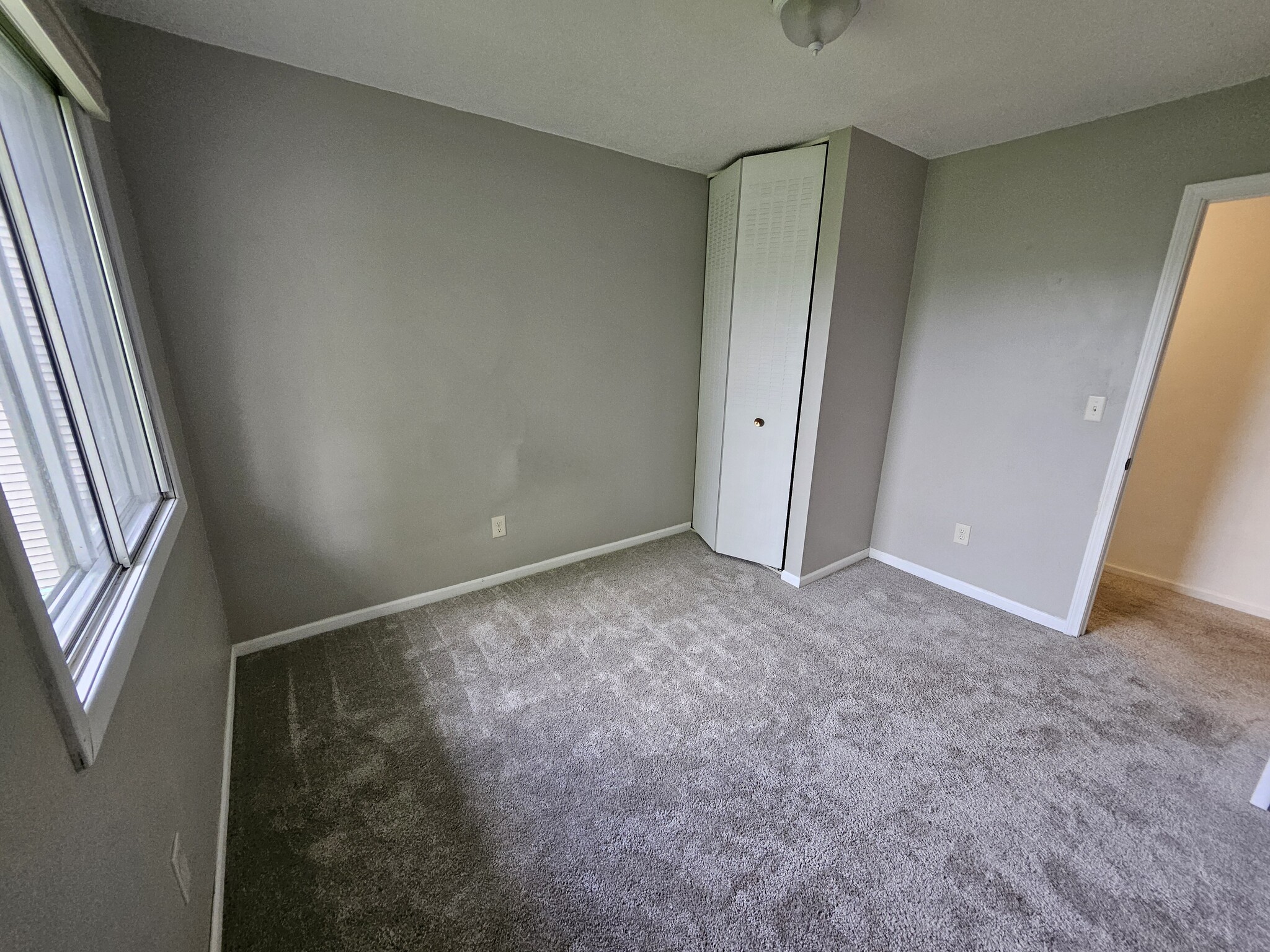 Bedrm # 3 is 9' X 11' and has large window and recessed lighting with dimmer switch - 2353 Mailand Ct E
