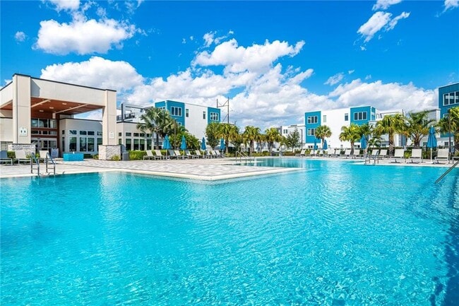 Building Photo - 7740 Sandy Ridge Dr