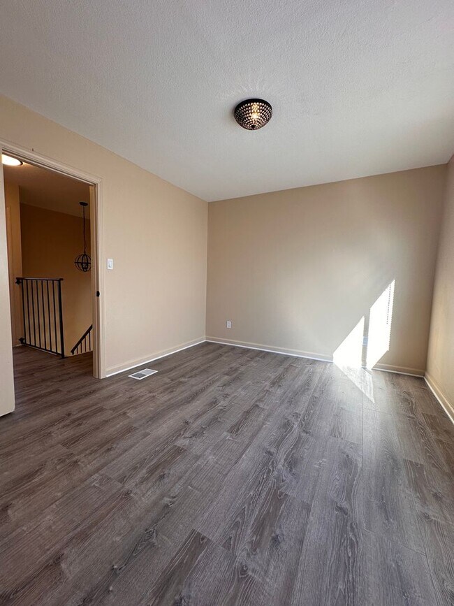 Building Photo - 2 Bedroom Condo In Destin-- Legion Drive!