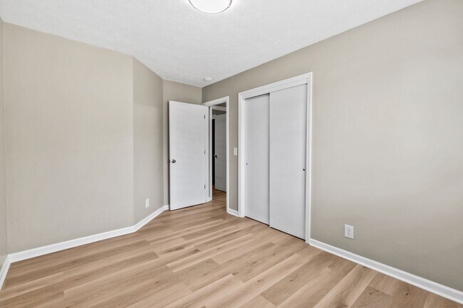 Building Photo - 5106 N 128th St