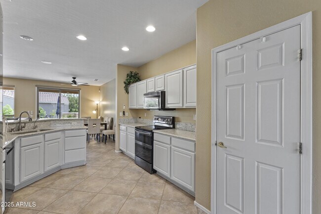 Building Photo - 20539 N Bear Canyon Ct
