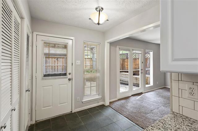 Building Photo - 7608 Woodthrush Dr