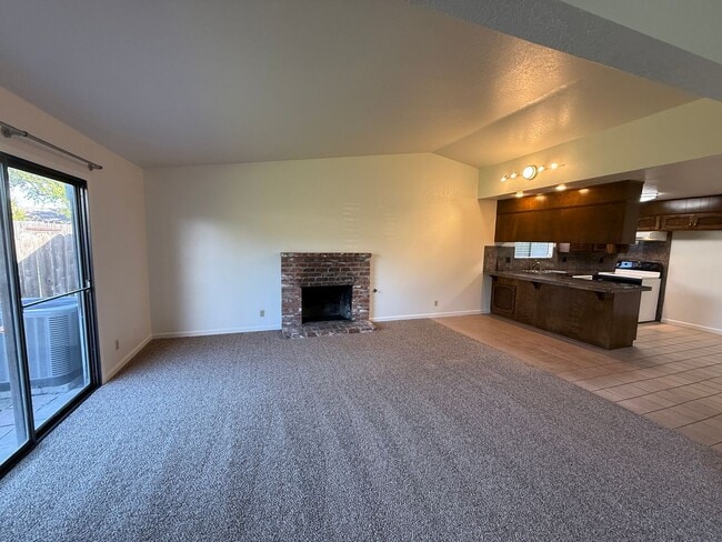 Building Photo - Single story home located in the Stonewood neighborhood!