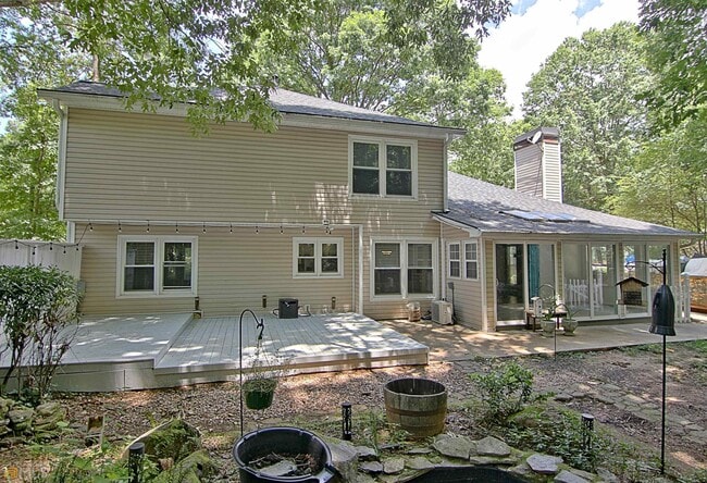 Building Photo - 702 Bookman Point