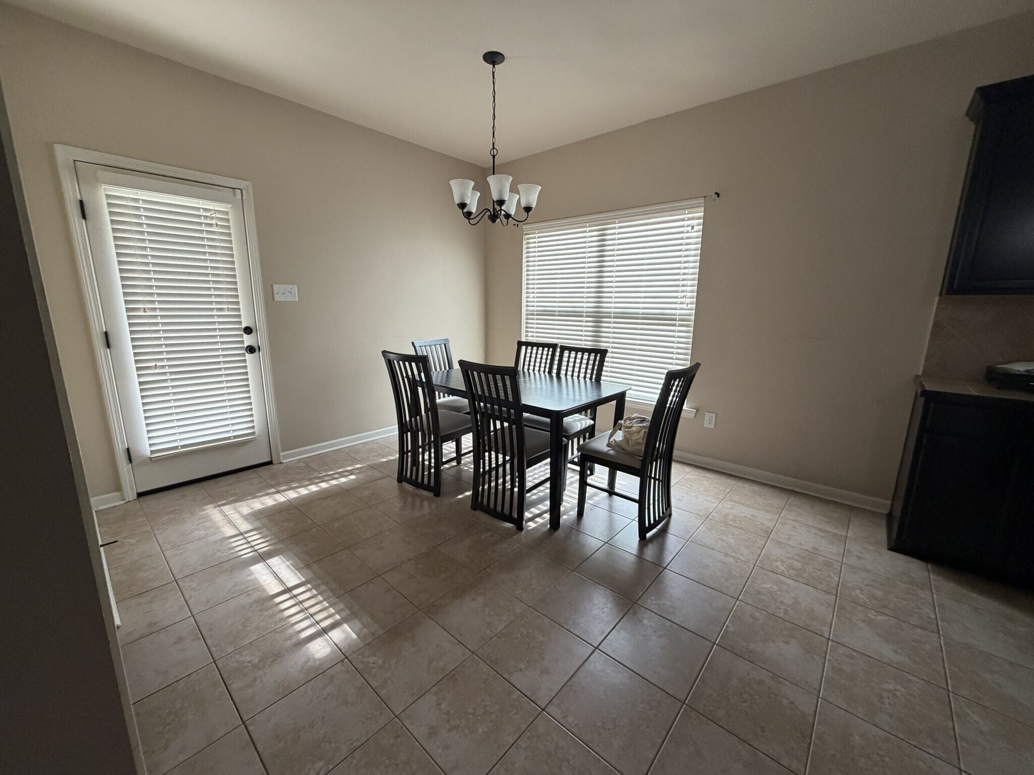 Building Photo - 42481 Baystone Ave