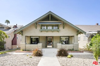 Building Photo - 3633 3rd Ave