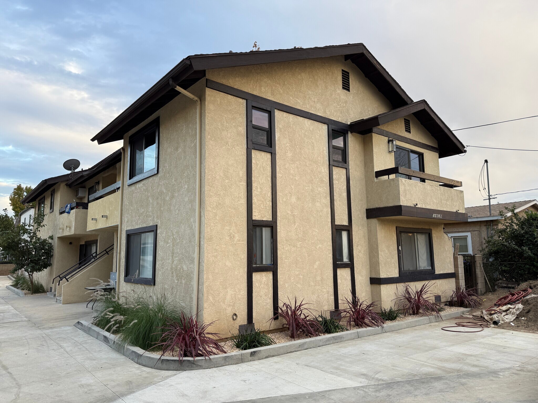 Building Photo - 14818 Astoria St