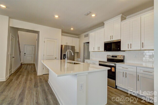 Building Photo - 5037 Poplin Vly